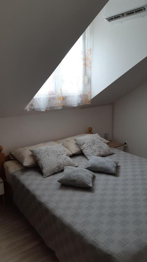 Seaview Apartment オミシュ エクステリア 写真